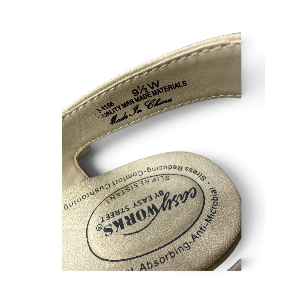 Easy Works by Easy Street Women Beige Slip Resistant Comfort Sandals 9.5W 201166 - Picture 6 of 8